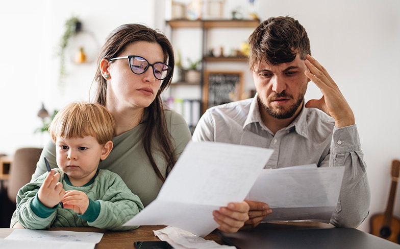 UWEO-Blog-FinancialAnxiety-v1-Thumbnail